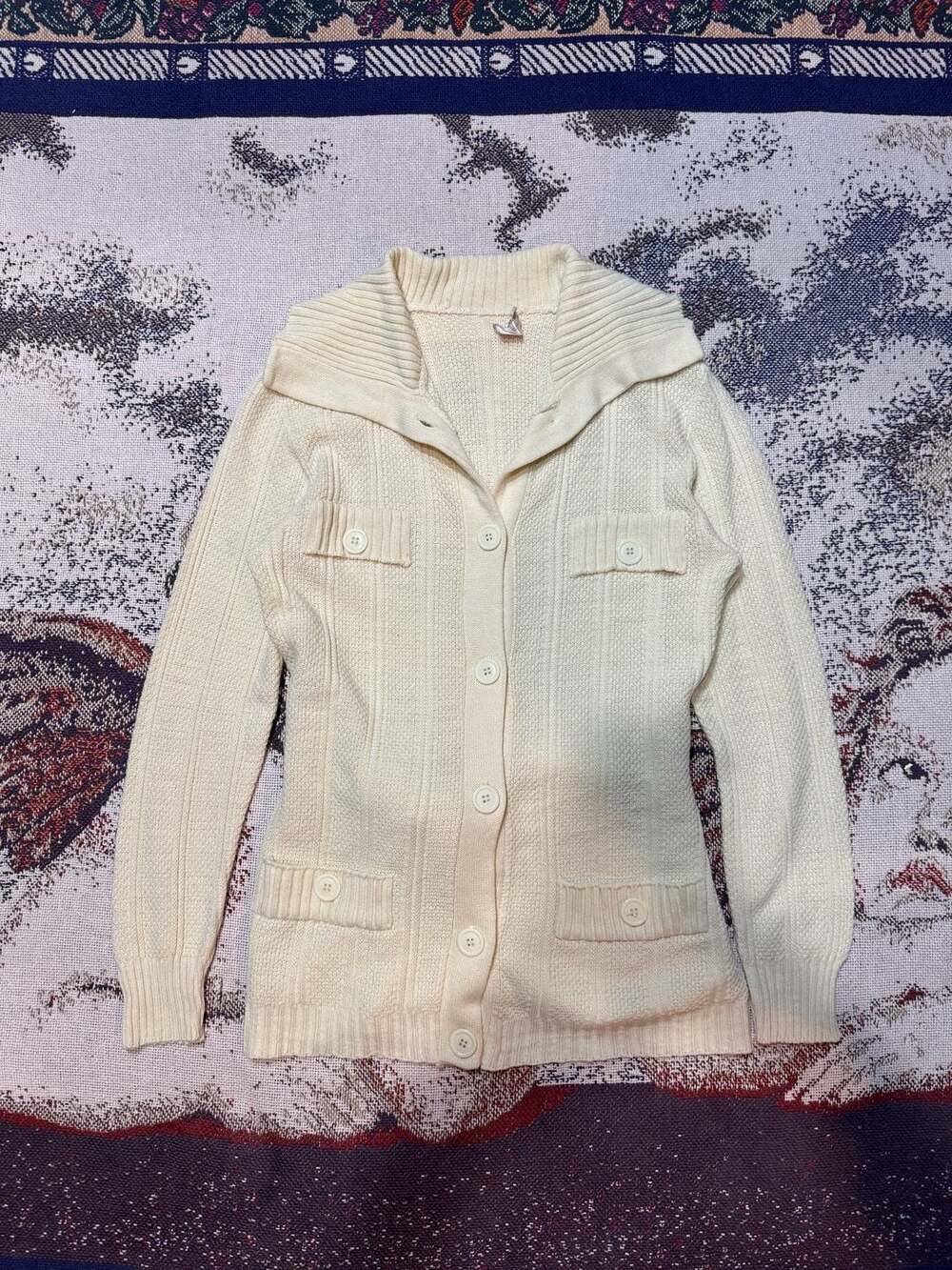 Universe Vintage Cream Knit Button-Up Cardigan Sweater with Tie-Back